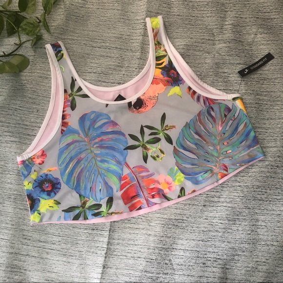 Nike WOMANS Light Support Tropical Printed Cropped - Picture 2 of 7